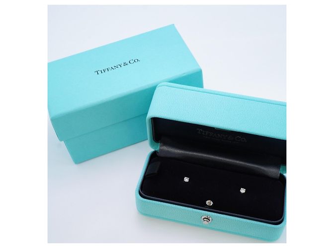 Orecchini a lobo Solitaire in diamante Tiffany & Co. - vista 7