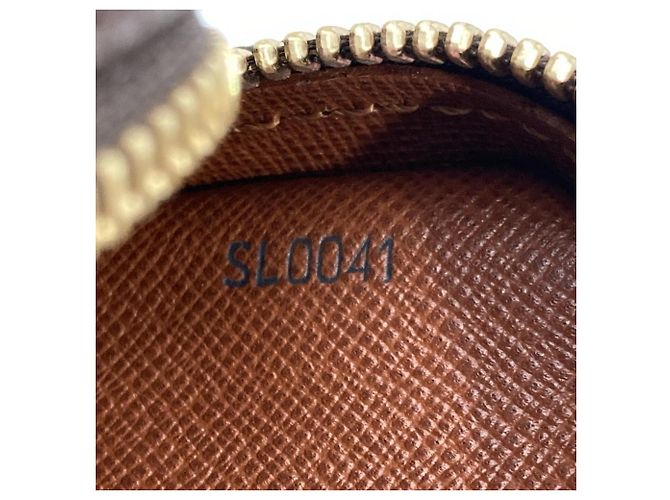 Borsa Dragonne Louis Vuitton Marly Marrone - vista 9
