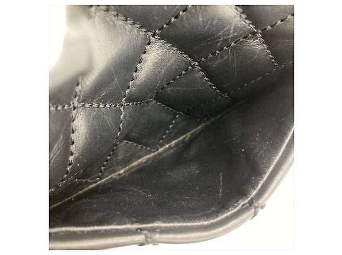 Sac à main Chanel Wild Stitch en noir - vue 10