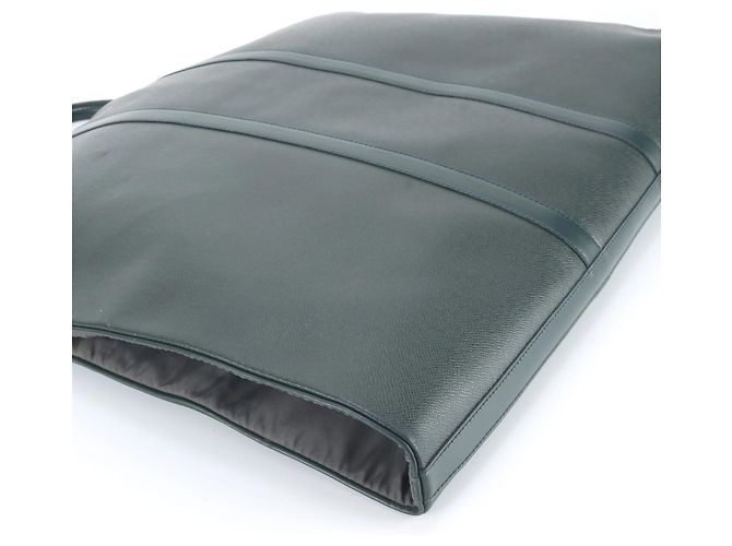 Custodia per abiti Louis Vuitton Taiga Bering Epicea - vista 5