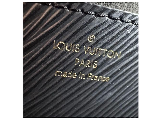 Borsa a tracolla in pelle Epi Louis Vuitton Nero - vista 11
