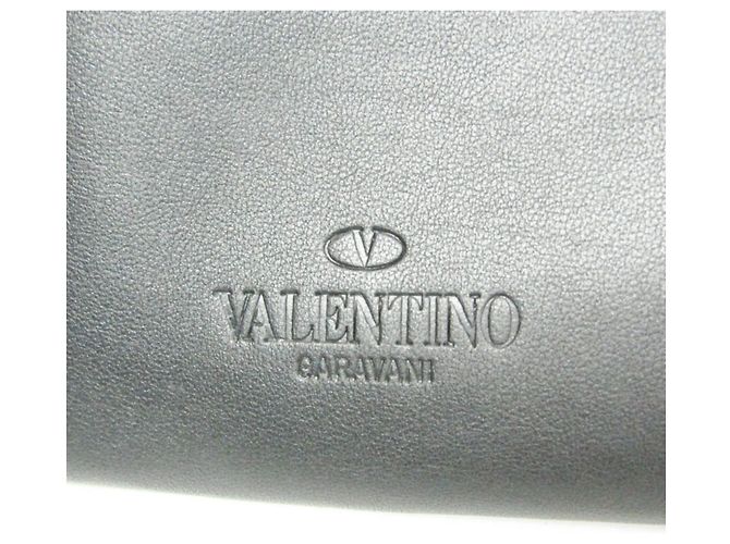 Clutch LOVE con borchie Valentino Garavani - vista 13