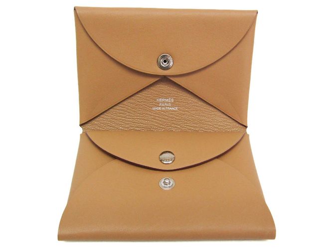 Hermès Tarjetero de piel Swift estampada Hermes Calvi Duo Multicolor Marrón claro - vista 3