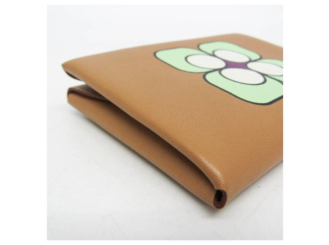 Hermès Tarjetero de piel Swift estampada Hermes Calvi Duo Multicolor Marrón claro - vista 6