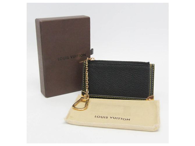 Louis Vuitton Suhali Key Pouch M91824 Negro - vista 2