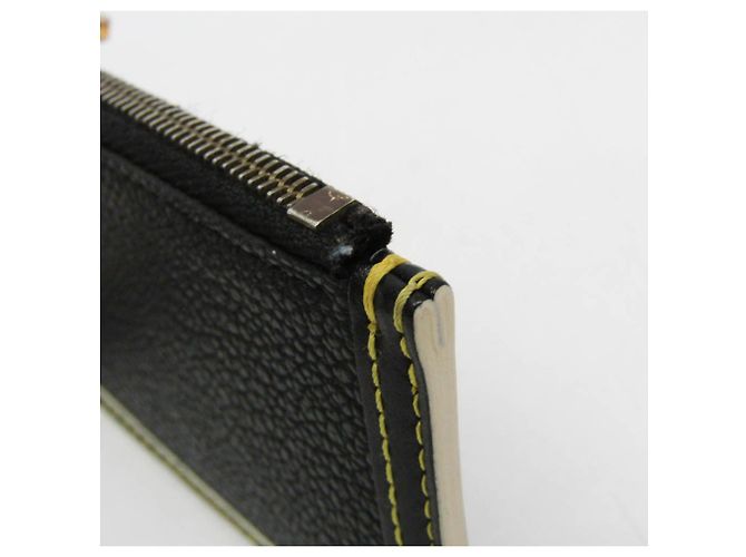 Louis Vuitton Suhali Key Pouch M91824 Negro - vista 7