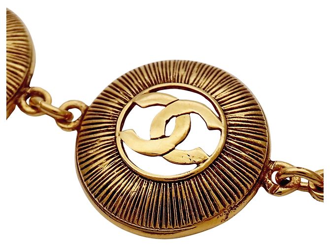 Bracciale con charm Chanel in oro D'oro - Ansicht 5