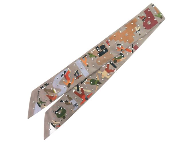 Pañuelo de seda Hermès Twilly Figure Libre Stud Castaño Multicolor - vista 2