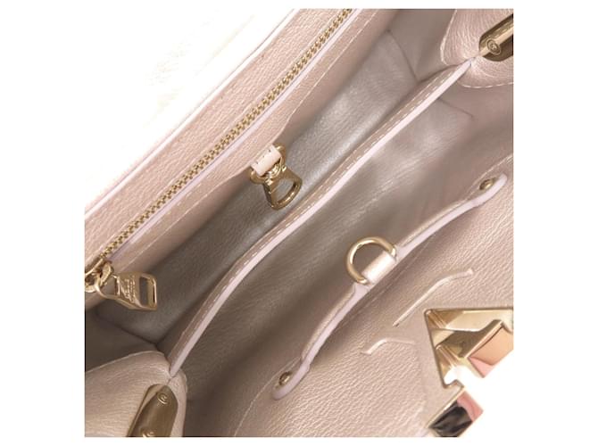 Borsa Louis Vuitton Capucines BB Mink Rosa D'oro - vista 7