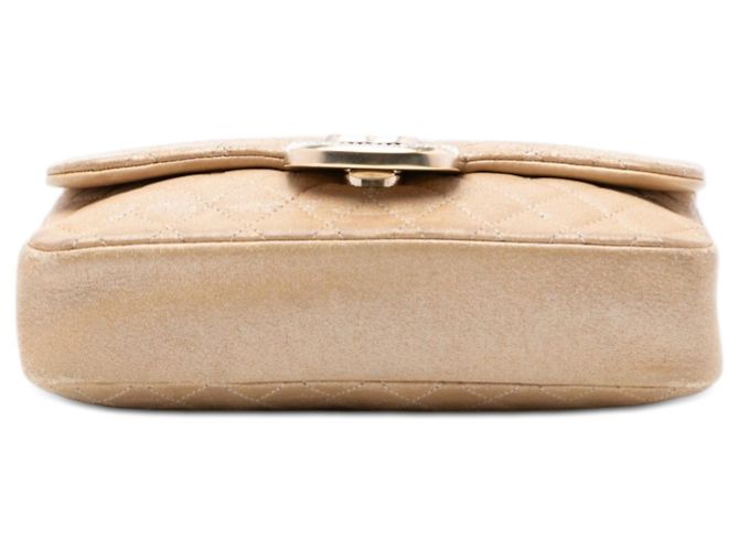 Chanel Gold Small Quilted Iridescent Lambskin Pearl CC Crystal Flap D'oro - vista 3
