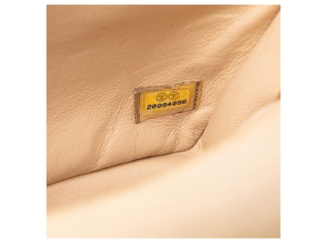 Chanel Gold Small Quilted Iridescent Lambskin Pearl CC Crystal Flap D'oro - vista 5