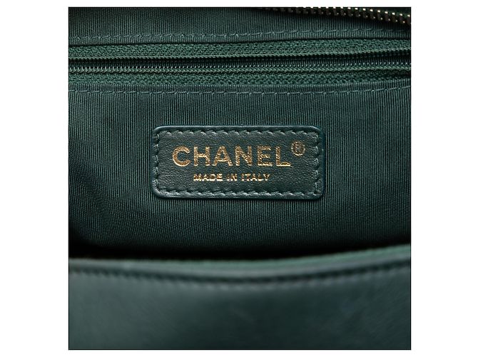 Vanity Beauty Case Chanel Green Small CC Quilted Calfskin Top Handle con Catena Verde Verde scuro - vista 5