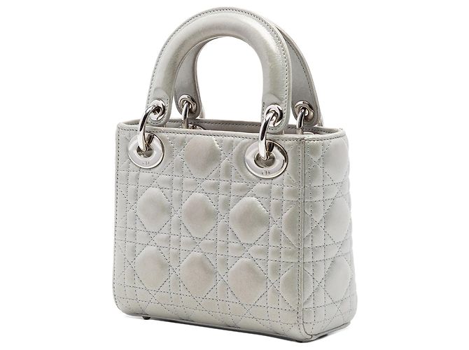 Lady Dior Cannage in agnello iridescente argento mini Dior - vista 2