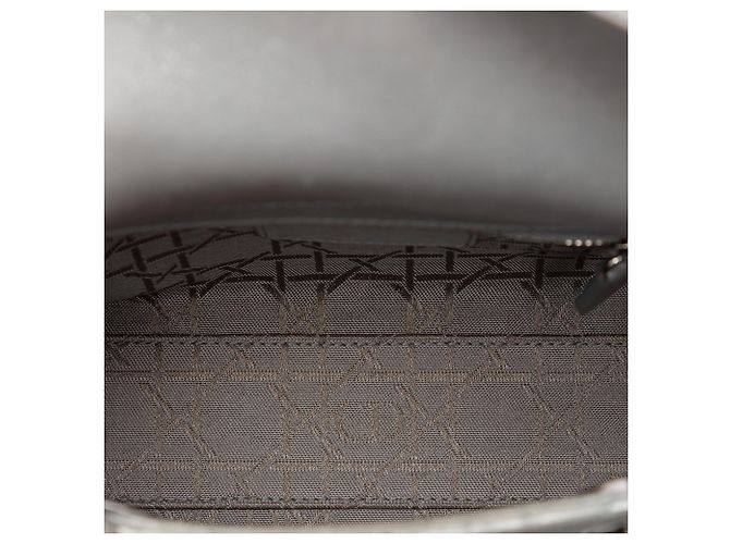 Lady Dior Cannage in agnello iridescente argento mini Dior - vista 4