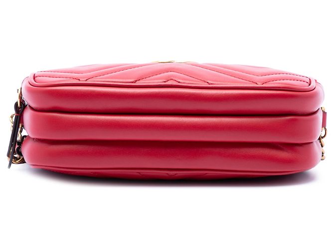 Gucci Borsa a tracolla GG Marmont in pelle di vitello rossa mini con tripla zip Rosso - vista 3