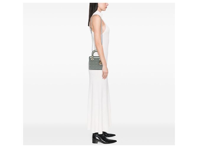 Lady Dior Cannage in vernice grigio Small Marrone - vista 6