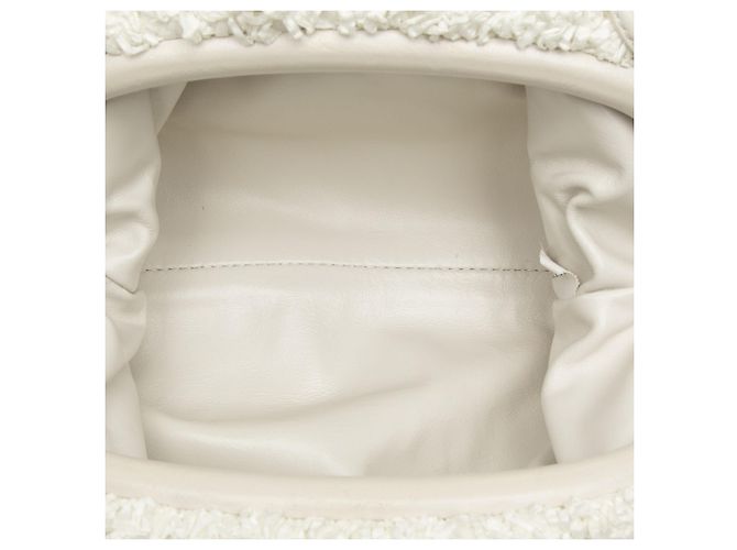 Bottega Veneta White Boucle Raffia The Mini Pouch Crossbody Bianco - vista 4
