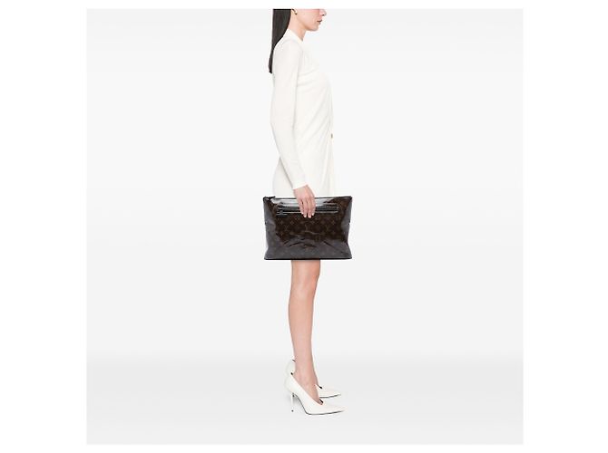 Pochette Louis Vuitton Monogram Glaze Marrone Cosmos - vista 5