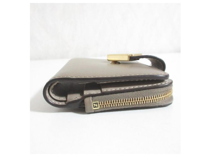 Fendi FF Diamond Klapperbrieftasche Beige - Ansicht 4
