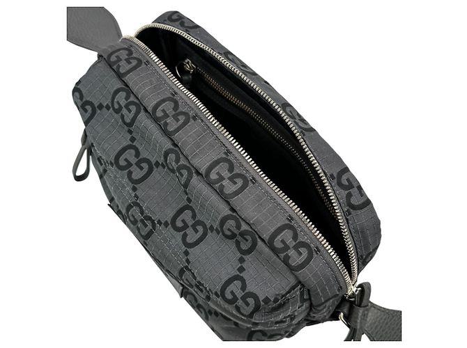 Borsa a tracolla Gucci Econylon GG Marrone - vista 9
