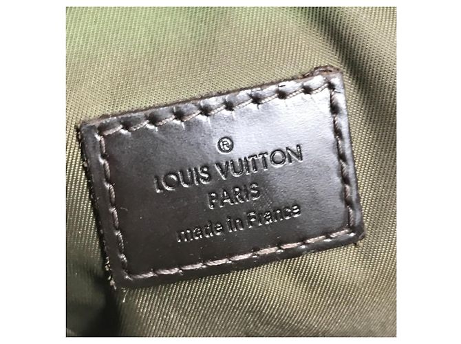 Borsa a tracolla Louis Vuitton Damier Geant Acrobat Nero - vista 14