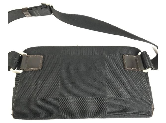 Borsa a tracolla Louis Vuitton Damier Geant Acrobat Nero - vista 3
