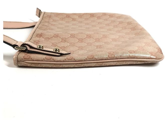 Pochette a tracolla Gucci rosa con logo GG - vista 3