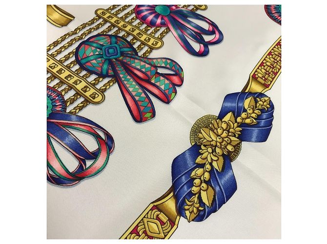 Hermès Pañuelo de seda Les Rubans du Cheval Hermes Blanco Multicolor - vista 11