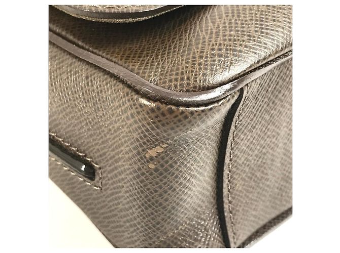 Borsa Messenger Louis Vuitton Taiga Milo Marrone - vista 7