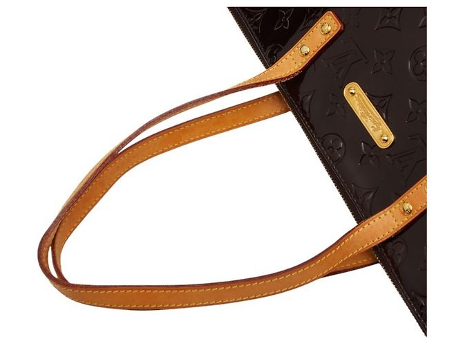 Borsa Louis Vuitton Monogram Vernis Bellevue GM Bordò Porpora - vista 4