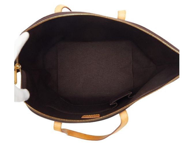 Borsa Louis Vuitton Monogram Vernis Bellevue GM Bordò Porpora - vista 9