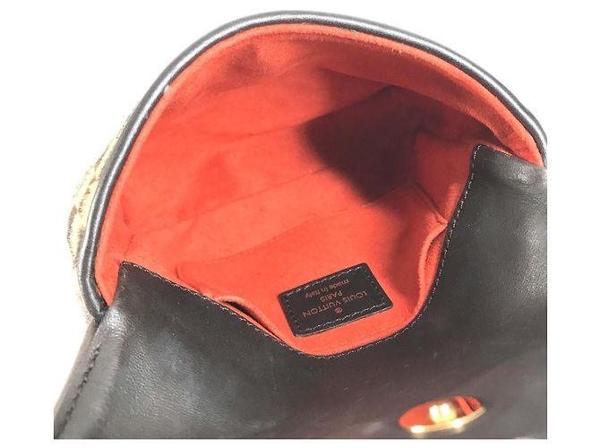 Borsa Gazelle Louis Vuitton Damier Sauvage Marrone - vista 11