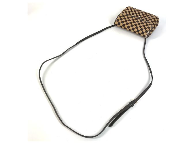 Borsa Gazelle Louis Vuitton Damier Sauvage Marrone - vista 14