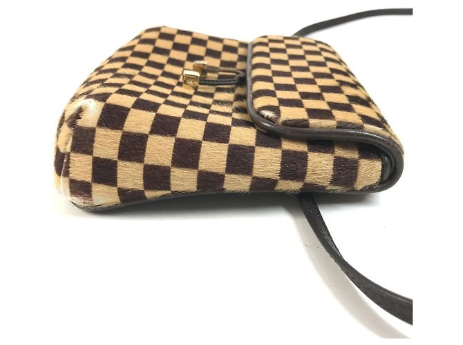 Borsa Gazelle Louis Vuitton Damier Sauvage Marrone - vista 3