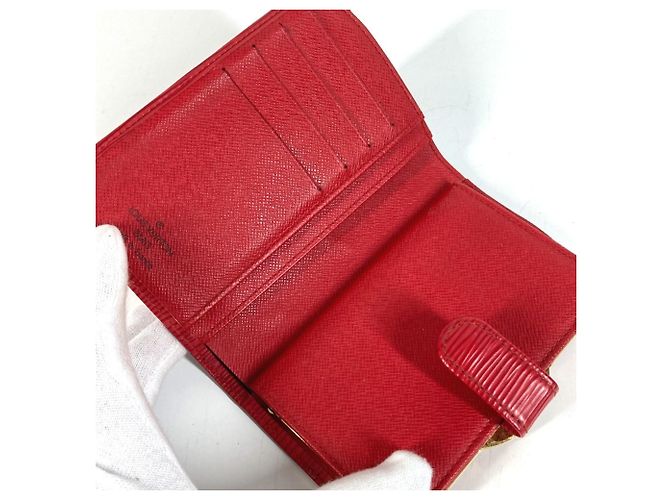 Louis Vuitton Epi Portemonnaie Viennois Compact Wallet Rosso - vista 7