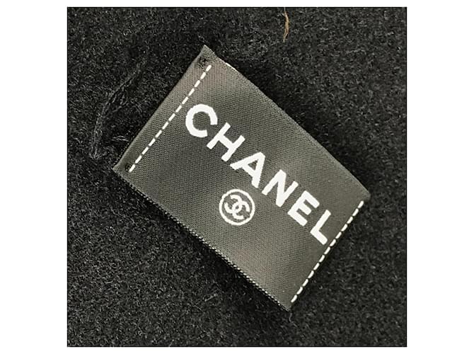 Chanel 23S Schal mit Kunstperlen-Fransen Schwarz Weiß - Ansicht 4