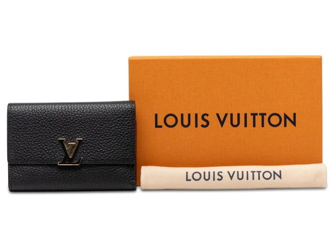 Portafoglio Louis Vuitton Portefeuille Capucines Compact Pieghevole Nero Rosa - vista 8