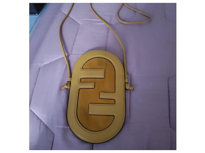 Pochette per telefono Fendi O'Lock Beige Giallo - vista 2