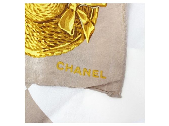 Chanel Seidenschal Beige und Off-White Aus weiß - Ansicht 6