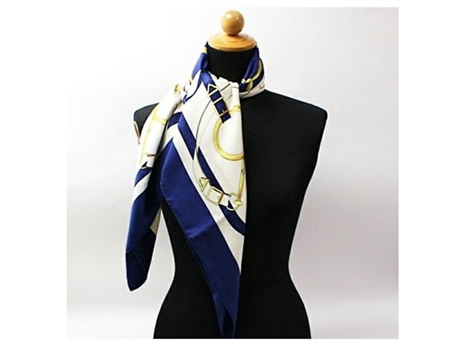 Hermès Sciarpa di seta Hermes Carré 90 EPERON D'OR Bianco Blu navy - vista 4