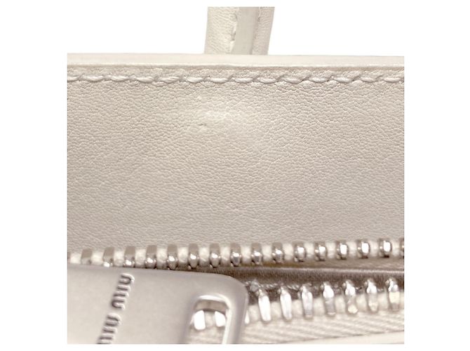 Bolsa 2-Way com tachas Miu Miu Branco - vista 11
