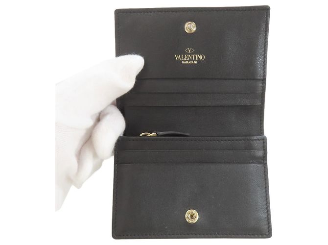 Valentino Garavani Portafoglio bi-fold in pelle Valentino Rockstud da donna Nero - vista 4