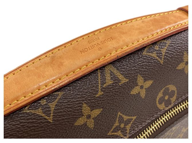 Borsa Louis Vuitton Pochette Métis MM Monogramma - vista 18