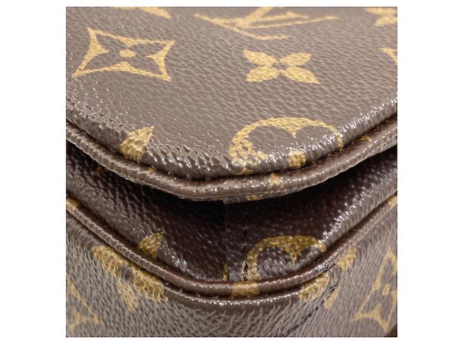 Borsa Louis Vuitton Pochette Métis MM Monogramma - vista 25