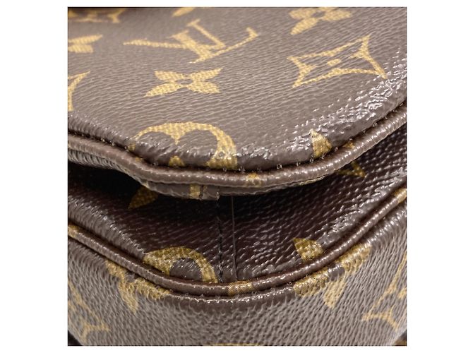 Borsa Louis Vuitton Pochette Métis MM Monogramma - vista 26