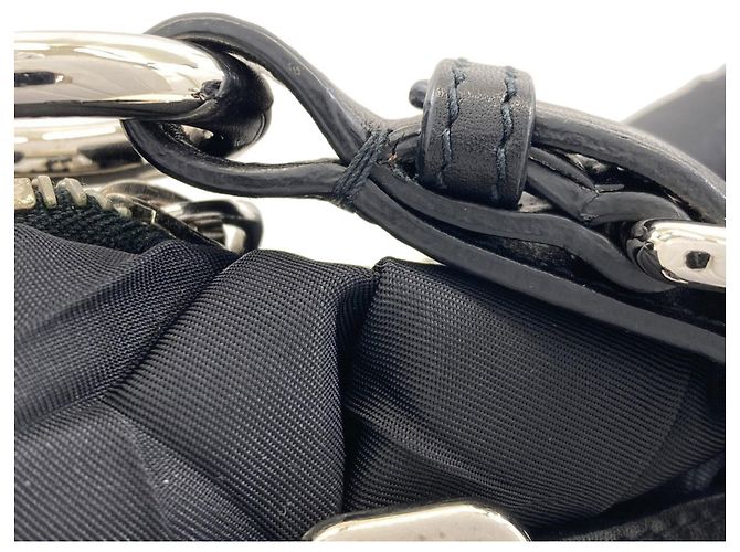Borsa a mano in nylon nero Prada - vista 13