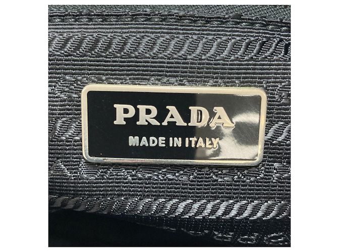 Borsa a mano in nylon nero Prada - vista 6
