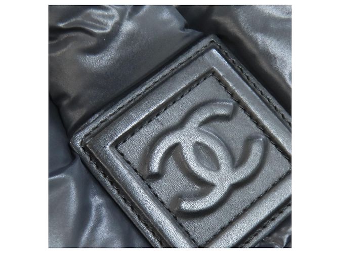 Borsa Tote Chanel Coco Cocoon in nylon nero - vista 13