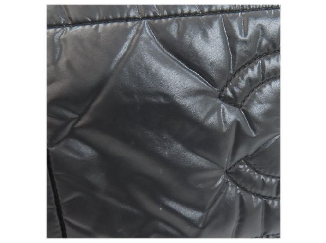 Borsa Tote Chanel Coco Cocoon in nylon nero - vista 15