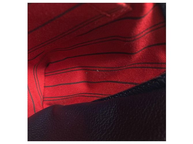 Borsa Louis Vuitton M42747 Montaigne BB Rosso - vista 16